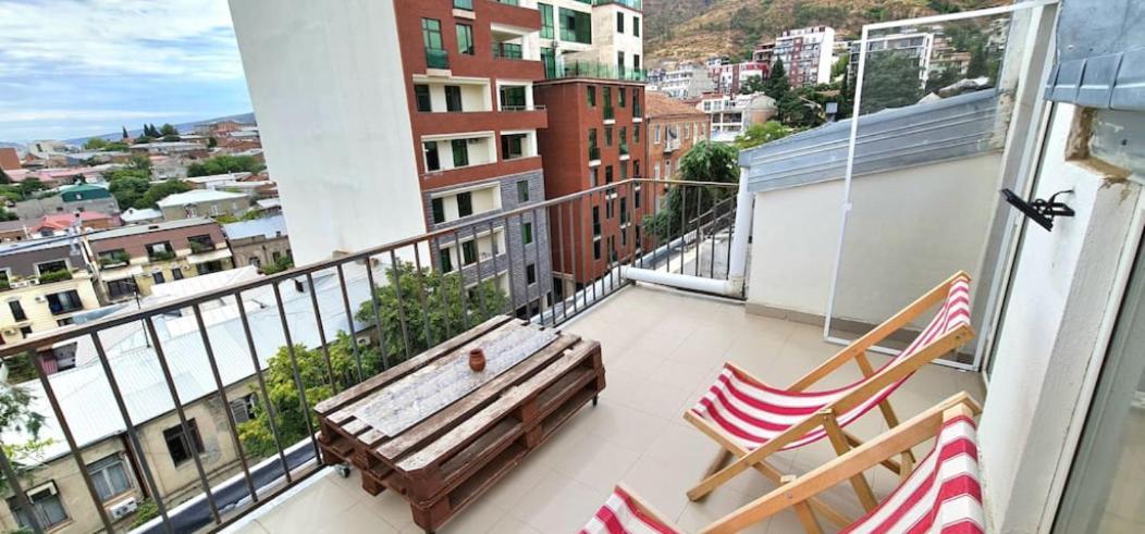 Duplex Apartment In The City Center Tbiliszi Kültér fotó