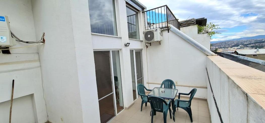 Duplex Apartment In The City Center Tbiliszi Kültér fotó