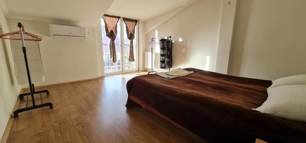 Duplex Apartment In The City Center Tbiliszi Kültér fotó